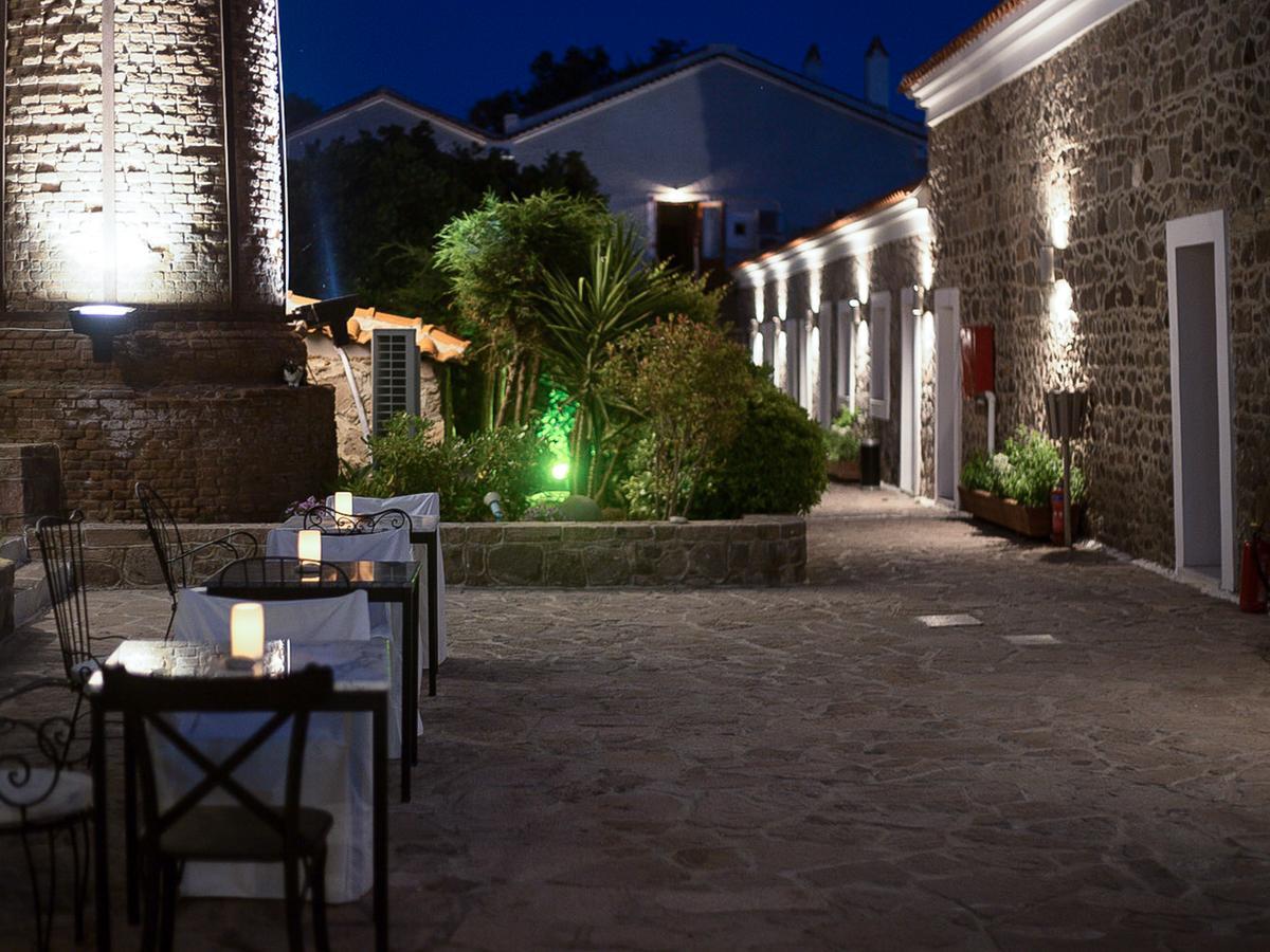 Olive Press Hotel & Apartments Митимна Экстерьер фото